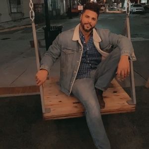 Meet your Posher, Christopher